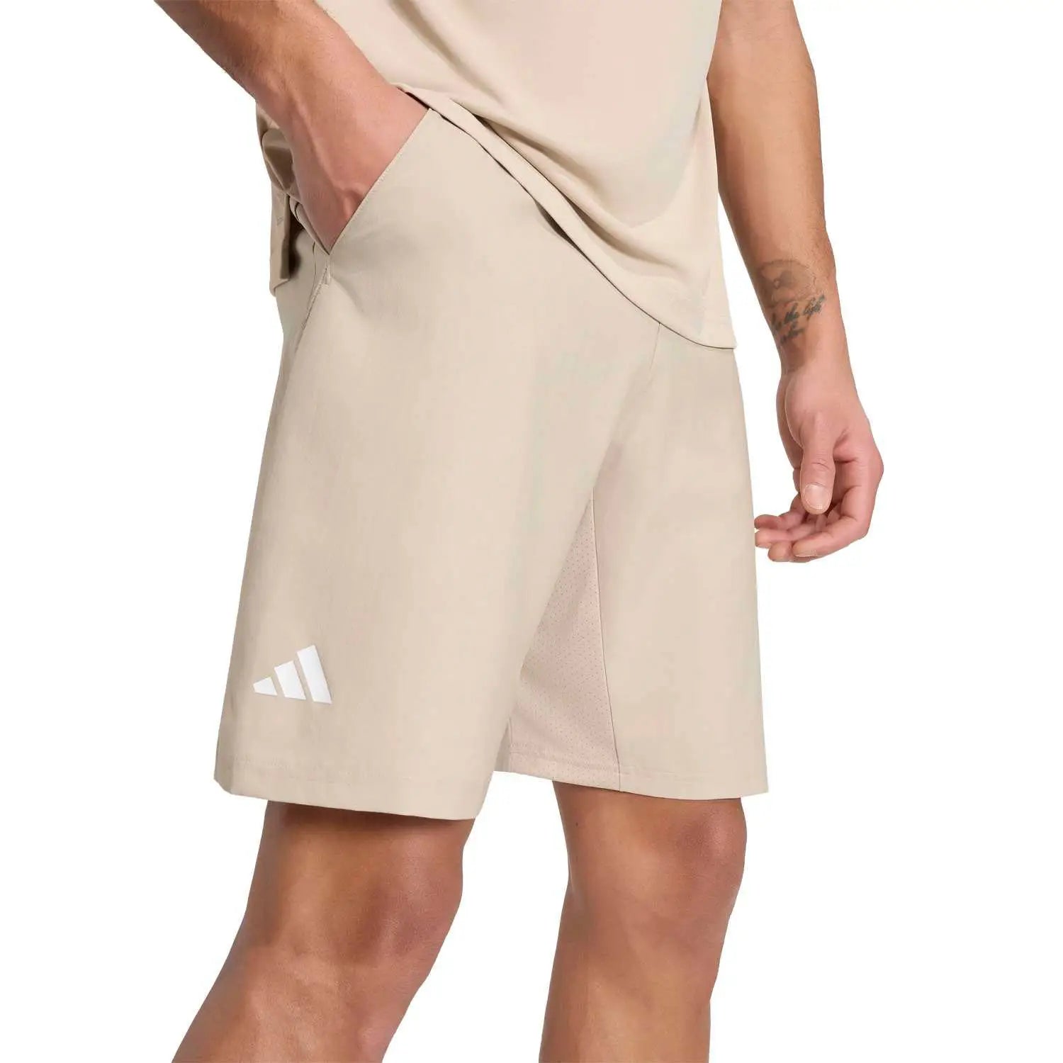 Pantalon Corto Adidas Club 3STR Kaki 2026