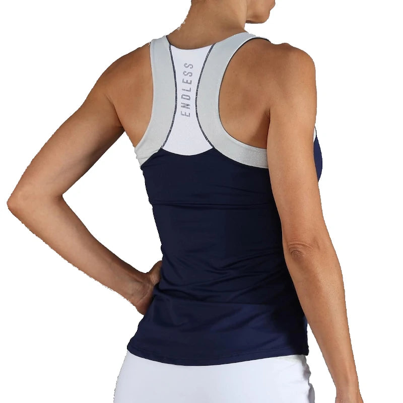 Camiseta Endless Race Azul Marino